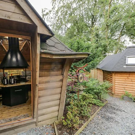 Woodmans Huts Haverthwaite