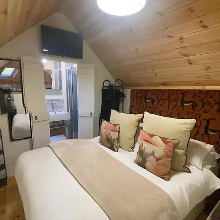 Кемпинг Woodmans Huts Haverthwaite