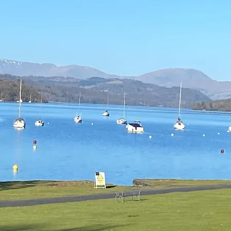 Campeggio Woodmans Huts *