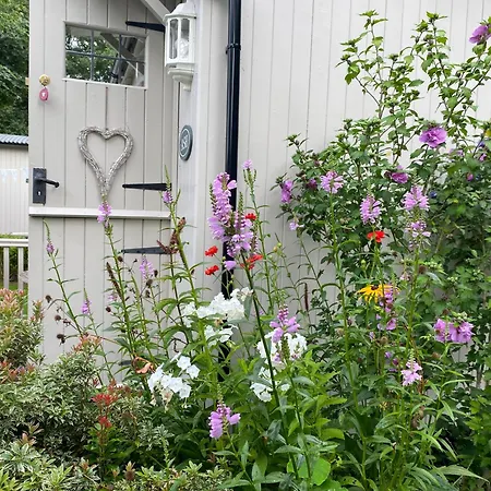 Woodmans Huts Haverthwaite